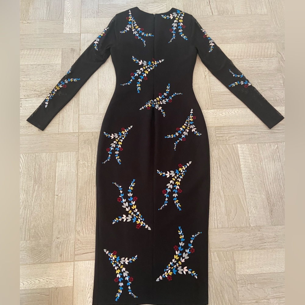 CINQ A SEPT BLACK COCKTAIL DRESS WITH  EMBROIDERY.  SIZE 2. - Picture 2 of 4